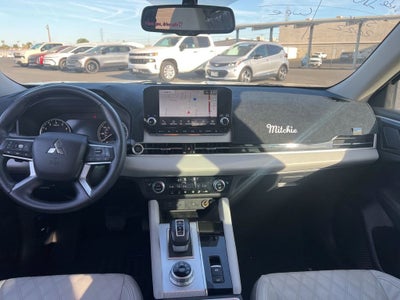 2022 Mitsubishi Outlander SEL