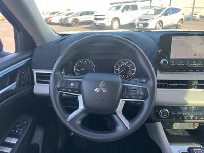 2022 Mitsubishi Outlander SEL