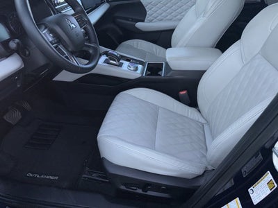 2022 Mitsubishi Outlander SEL