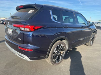 2022 Mitsubishi Outlander SEL