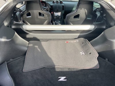 2017 Nissan 370Z NISMO