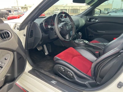 2017 Nissan 370Z NISMO