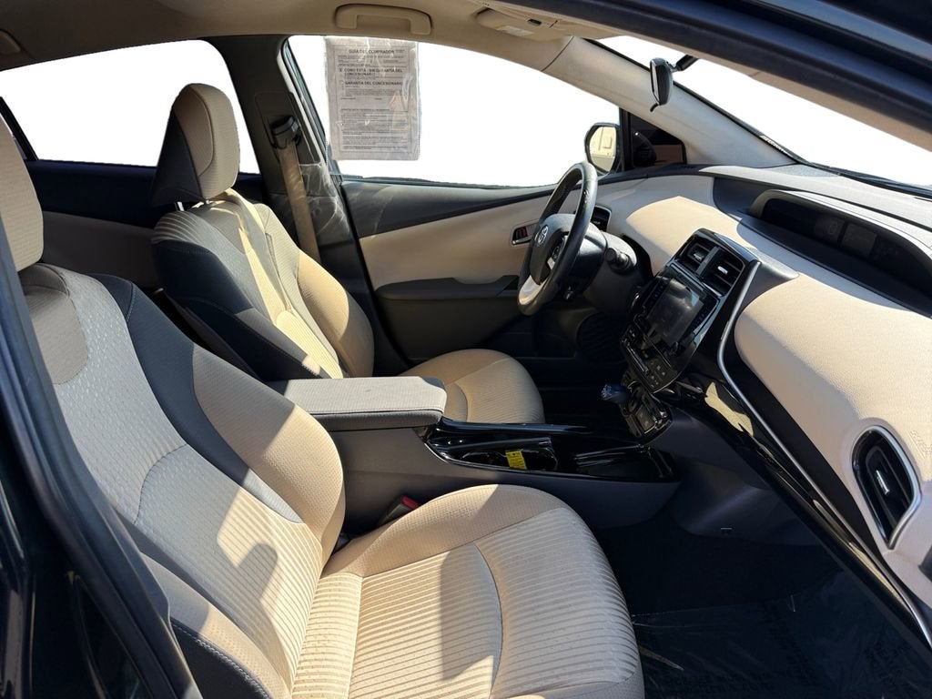 2017 Toyota Prius Two