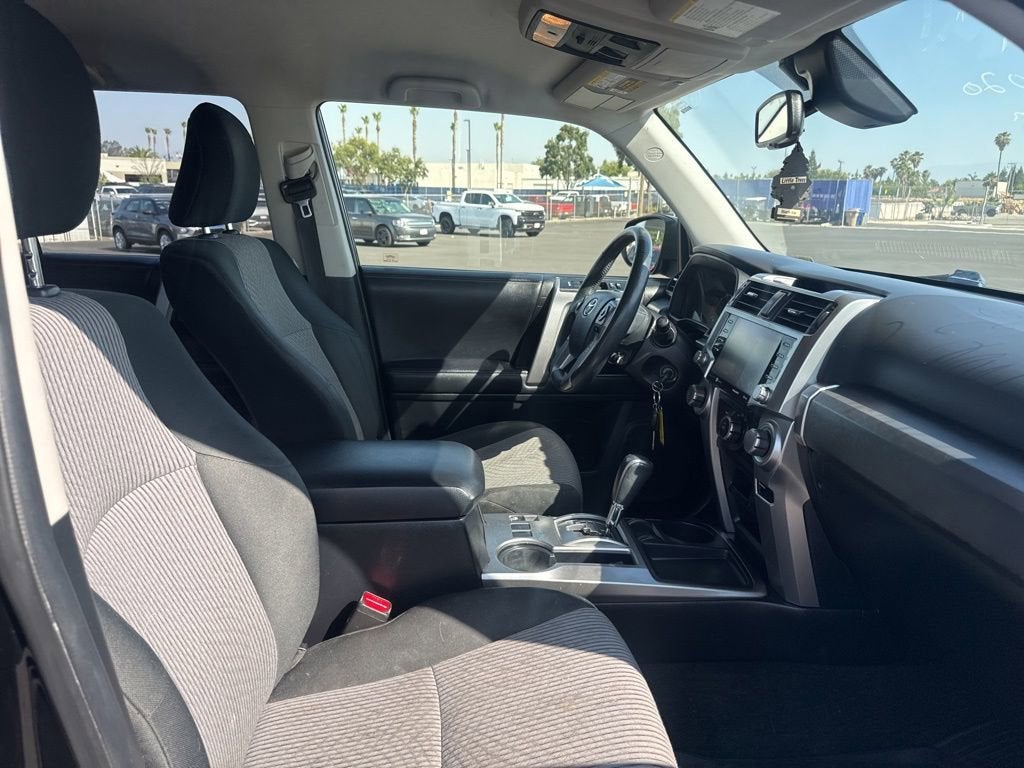 2020 Toyota 4Runner SR5