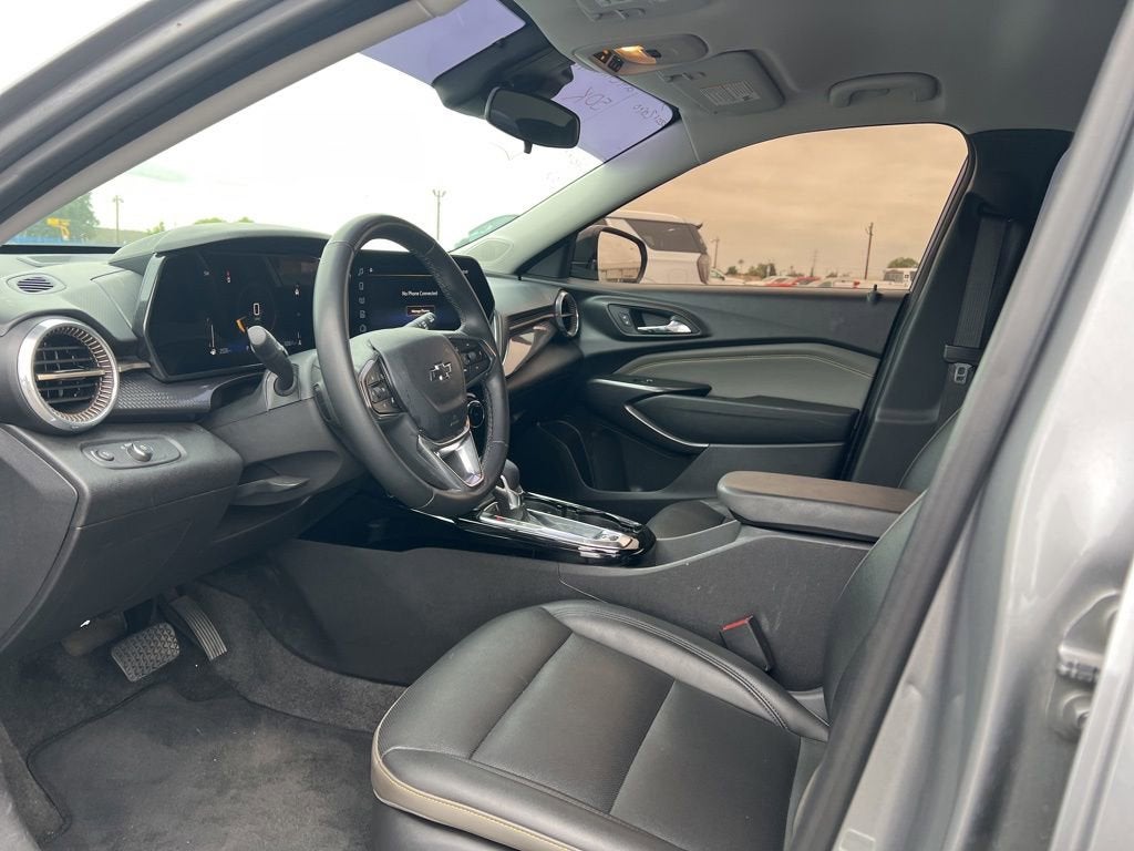 2025 Chevrolet Trax Activ - Photo 11