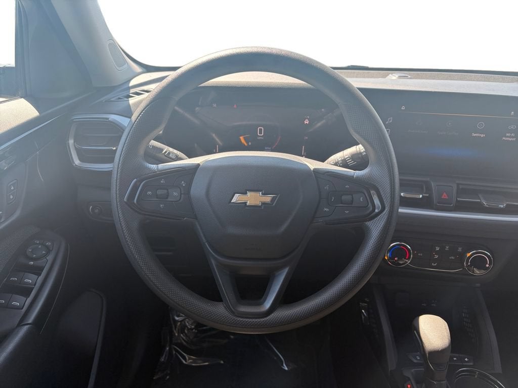 2024 Chevrolet TrailBlazer LS - Photo 13