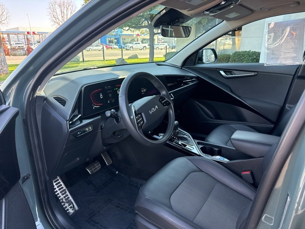 2023 Kia Niro EX Touring