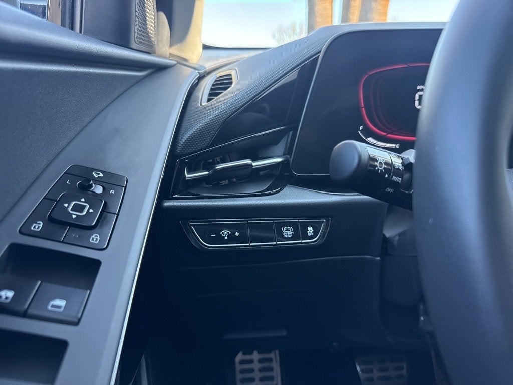 2023 Kia Niro EX Touring