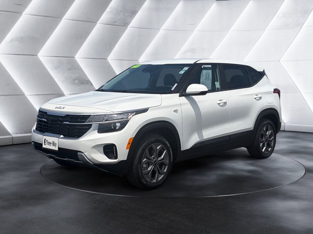 2025 Kia Seltos LX