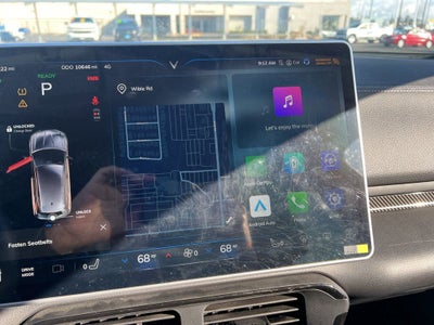 2025 VINFAST VF 8 Eco