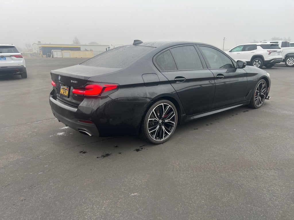 2022 BMW 5 Series 540i