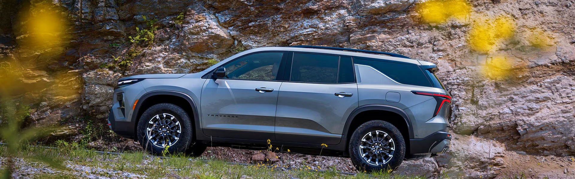 2026 Chevrolet Traverse panoramic sunroof in Bakersfield, CA letting natural light into the cabin and enhancing scenic drives along Highway 178 and Kern County roads.